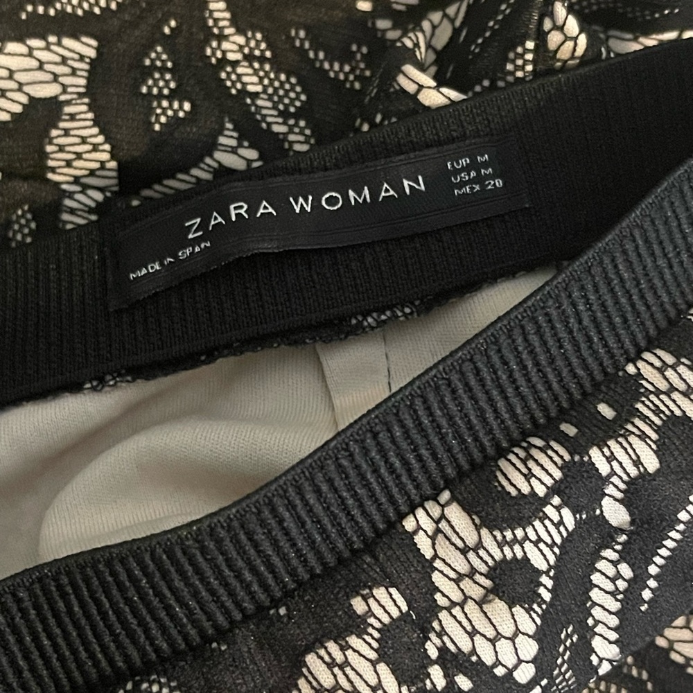 Zara woman size M black lace stretch skirt, used but very good condition!